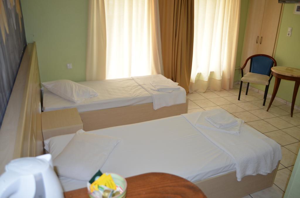 Fontana Rooms Mytilíni Quarto foto