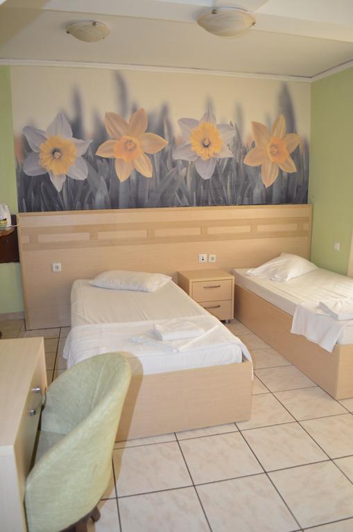 Fontana Rooms Mytilíni Quarto foto